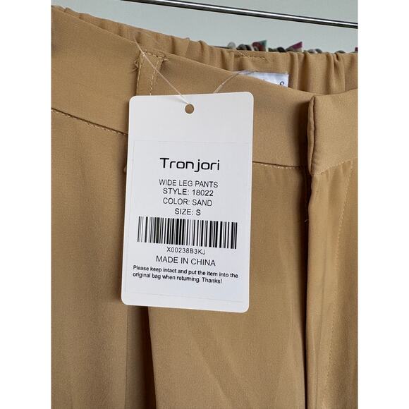 NWT Tronjori Wide Leg Tan Dress Pants Beige Sand Long Slacks Workwear Size Small - Picture 2 of 6